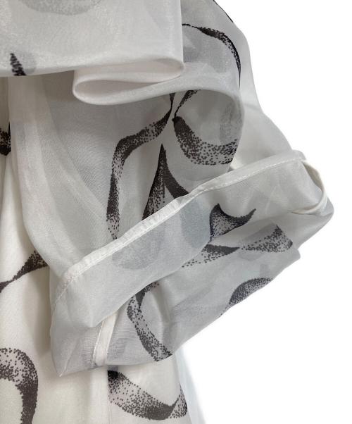 Snidel（スナイデル）Snidel (スナイデル) Sustainableリボンライクオーガンシースルーブラウス　ボウタイ　半袖ブラウス　リボン　セレモニー ベージュ サイズ:FREEの古着・服飾アイテム