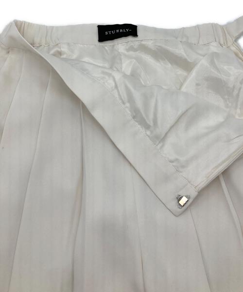 STUMBLY（スタンブリ―）STUMBLY (スタンブリ―) Tuck Pleated Wide Pants  タックプリーツワイドパンツ ベージュ サイズ:36の古着・服飾アイテム