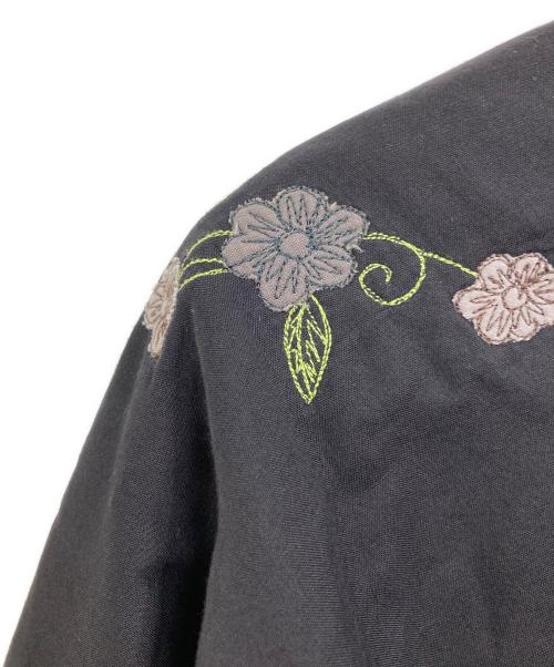 HaaT（ハート）HaaT (ハート) 刺繍ジャケット　アウター　ライトアウター　インド製 ブラック サイズ:2	の古着・服飾アイテム