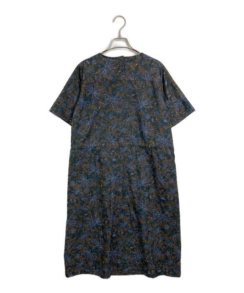 THE NORTH FACE（ザ ノース フェイス）THE NORTH FACE (ザ ノース フェイス) カルカワンピース　花柄　 オリーブ サイズ:Lの古着・服飾アイテム