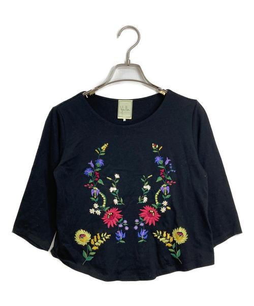 Sybilla（シビラ）Sybilla (シビラ) シンメトリー風フラワー刺繍カットソー ブラック サイズ:SSの古着・服飾アイテム