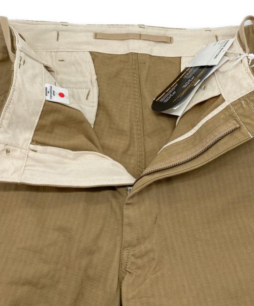 nanamica（ナナミカ）nanamica (ナナミカ) nanamica Cargo Shorts  ナナミカカーゴショーツ  カーゴショートパンツ　ハーフパンツ ベージュ サイズ:32 未使用品の古着・服飾アイテム