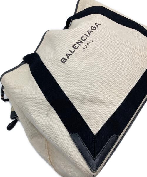 BALENCIAGA（バレンシアガ）BALENCIAGA (バレンシアガ) カバスM トートバッグ　旅行 トラベル タウンユース ホワイト×ブラック サイズ:実寸参照の古着・服飾アイテム