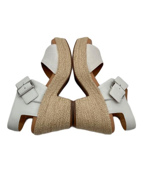 CLARKS（クラークス）CLARKS (クラークス) KIMMEIHI STRAP  キンメイヒストラップ  サンダル　 ベージュ×ホワイト サイズ:UK4.5の古着・服飾アイテム