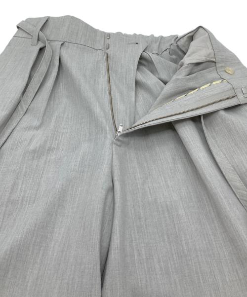 shirocon（シロコン）shirocon (シロコン) ウエストリボンダブルタックパンツ グレー サイズ:38の古着・服飾アイテム