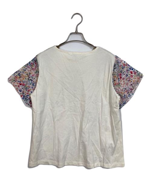 Petit Honfleur（プチオンフルール）Petit Honfleur (プチオンフルール) liberty fabric (リバティーファブリック) 花柄ブラウス　半袖ブラウス　フラワープリント マルチカラー サイズ:M 未使用品の古着・服飾アイテム