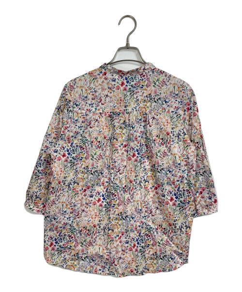 Petit Honfleur（プチオンフルール）Petit Honfleur (プチオンフルール) liberty fabric (リバティーファブリック) 花柄シャツ　フラワープリント マルチカラー サイズ:9R 未使用品の古着・服飾アイテム