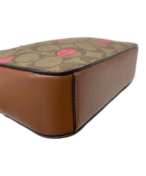 COACH（コーチ）COACH (コーチ) ミニ カメラ バッグ シグネチャー キャンバス ウィズ リップ プリント ブラウン サイズ:実寸参照の古着・服飾アイテム