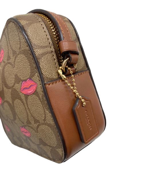 COACH（コーチ）COACH (コーチ) ミニ カメラ バッグ シグネチャー キャンバス ウィズ リップ プリント ブラウン サイズ:実寸参照の古着・服飾アイテム