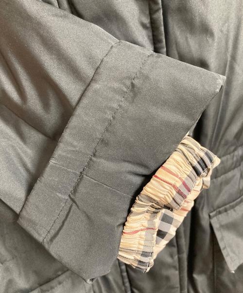 BURBERRY（バーバリー）BURBERRY (バーバリー) ノバチェックダウンジャケット　アウター ブラック サイズ:9の古着・服飾アイテム