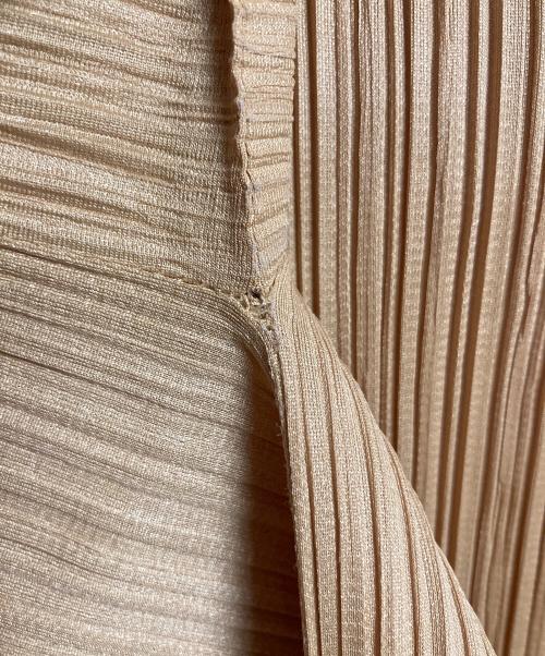 PLEATS PLEASE（プリーツプリーズ）PLEATS PLEASE (プリーツプリーズ) ハイネック ロングスリーブ プリーツ カットソー　ロングスリーブカットソー　デザインカットソー　日本製 イエロー サイズ:FREEの古着・服飾アイテム