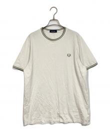 FRED PERRY（フレッドペリー）の古着「ロゴTシャツ」｜ホワイト×グリーン