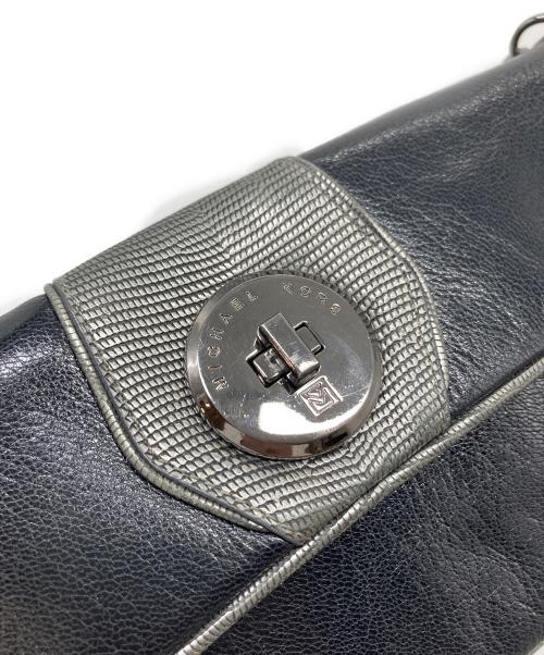 MICHAEL KORS（マイケルコース）MICHAEL KORS (マイケルコース) スタッズ＆チェーンワンショルダーバッグ グレー サイズ:実寸参照の古着・服飾アイテム