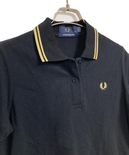 FRED PERRY（フレッドペリー）FRED PERRY (フレッドペリー) ポロシャツ　半袖シャツ　ワンポイント刺繍　イングランド製 ブラック サイズ:UK12（実寸参照）の古着・服飾アイテム