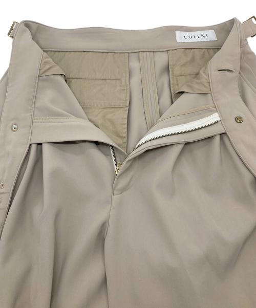CULLNI（クルニ）CULLNI (クルニ) ワイドグルカパンツ　ワイドパンツ　日本製 ベージュ サイズ:1の古着・服飾アイテム