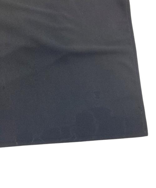 IORE（イオレ）IORE (イオレ) MELT TOPS 24SS ブラック サイズ:FREEの古着・服飾アイテム