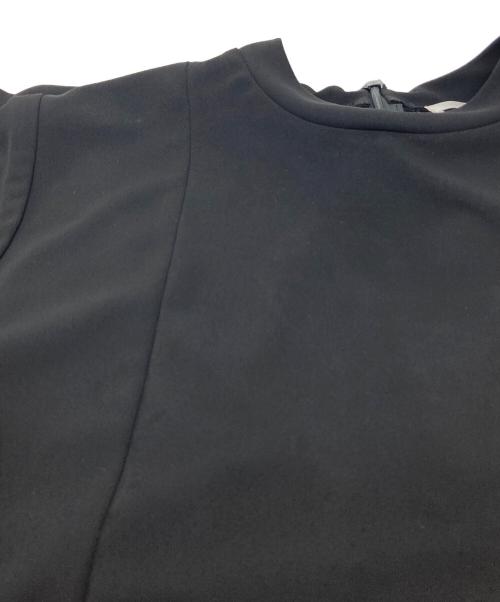 IORE（イオレ）IORE (イオレ) MELT TOPS 24SS ブラック サイズ:FREEの古着・服飾アイテム