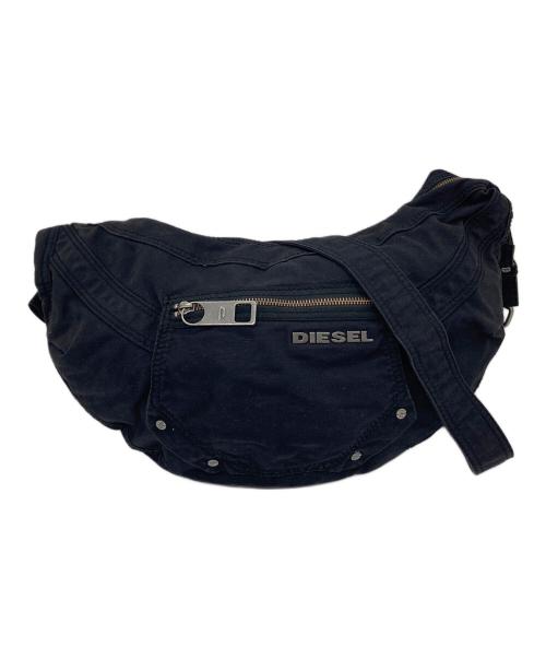 DIESEL（ディーゼル）DIESEL (ディーゼル) 三日月 ハーフムーンショルダーバッグ サイズ:実寸参照の古着・服飾アイテム