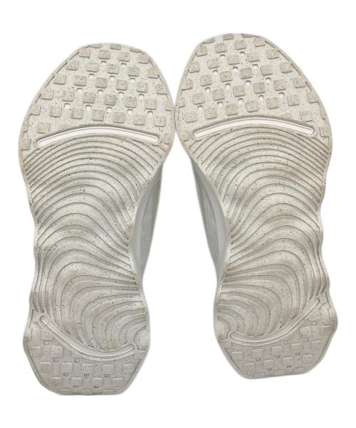 NIKE（ナイキ）NIKE (ナイキ) モティバ ホワイト サイズ:US 7.5の古着・服飾アイテム