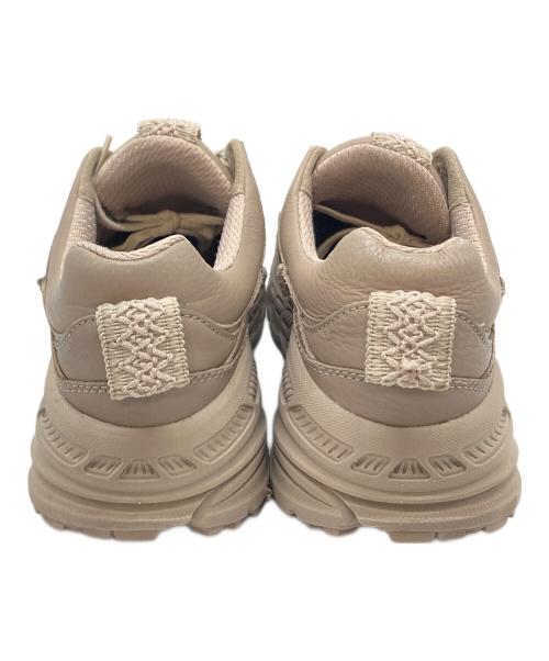 UGG（アグ）UGG (アグ) CA805 X Lace Low ベージュ サイズ:US 6の古着・服飾アイテム