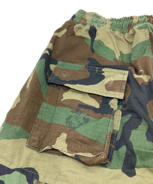 MAISON SPECIAL（メゾンスペシャル）MAISON SPECIAL (メゾンスペシャル) Patchwork Vintage Clothes Camouflage Wide Tapered Cargo Pants カモフラ　カーゴパンツ カーキ サイズ:01の古着・服飾アイテム
