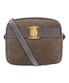 Salvatore Ferragamo（サルヴァトーレ フェラガモ）の古着「ヴァラ スウェードライクショルダーバッグ」｜ブラウン