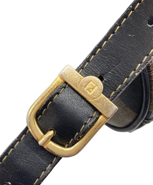 FENDI（フェンディ）FENDI (フェンディ) ペカンショルダーバッグ ブラウン×ブラックの古着・服飾アイテム