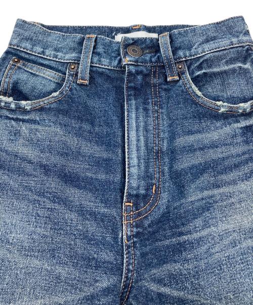 moussy（マウジー）moussy (マウジー) MVS D/BLU FLARE  デニムパンツ　ジーンズ　フレアパンツ　日本製　25年製 インディゴ サイズ:23の古着・服飾アイテム