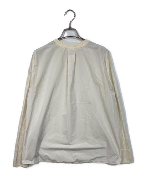MONCLER（モンクレール）MONCLER (モンクレール) GIROCOLLO TRICOT 異素材ドッキングニット　トルコ製 アイボリー サイズ:Sの古着・服飾アイテム