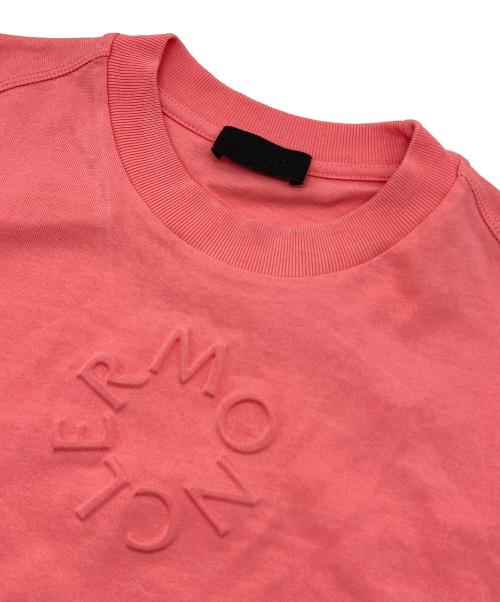 MONCLER（モンクレール）MONCLER (モンクレール) エンボス加工SS T-SHIRT 半袖カットソー　Tシャツ　Tee  トルコ製 ピンク サイズ:Sの古着・服飾アイテム