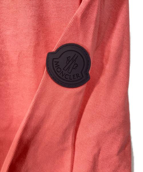 MONCLER（モンクレール）MONCLER (モンクレール) エンボス加工SS T-SHIRT 半袖カットソー　Tシャツ　Tee  トルコ製 ピンク サイズ:Sの古着・服飾アイテム