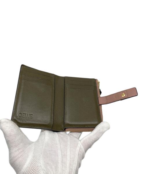 LOEWE（ロエベ）LOEWE (ロエベ) バーティカルウォレット　折りたたみ財布　レザー財布 ベージュ サイズ:実寸参照の古着・服飾アイテム