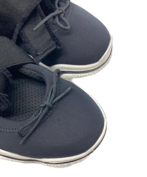 RED VALENTINO（レッドヴァレンティノ）RED VALENTINO (レッドヴァレンティノ) バレエレースアップスニーカー　レースアップ ブラック サイズ:37の古着・服飾アイテム
