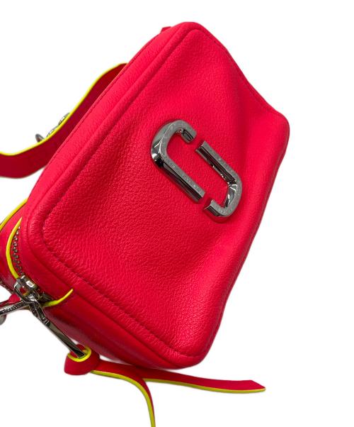 MARC JACOBS（マークジェイコブス）MARC JACOBS (マークジェイコブス) THE SNAPSHOT ショルダーバッグ ショッキングピンク サイズ:実寸参照の古着・服飾アイテム