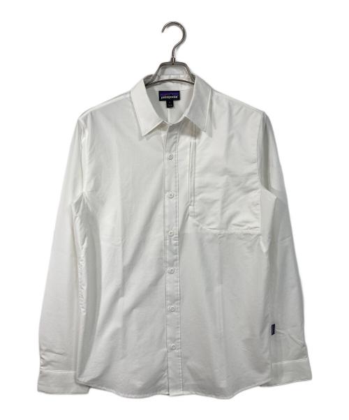 Patagonia（パタゴニア）Patagonia (パタゴニア) Long-Sleeved Skiddore Shirt  ロングスリーブスキッドモアシャツ  長袖シャツ　スポーツ　アウトドア ホワイト サイズ:Sの古着・服飾アイテム