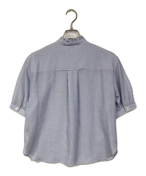 UNTITLED（アンタイトル）UNTITLED (アンタイトル) 接触冷感スタンドカラーフリルブラウス ブルー×ホワイト サイズ:2の古着・服飾アイテム