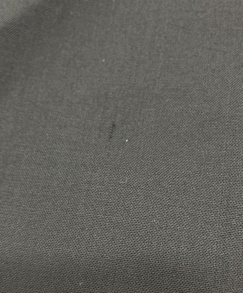 HYKE（ハイク）HYKE (ハイク) バックレースアップ デザインノースリーブ ブラウス ブラック サイズ:2 未使用品の古着・服飾アイテム