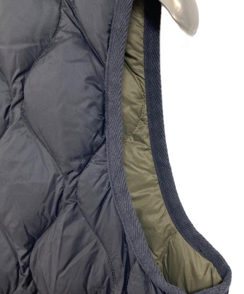TAION（タイオン）TAION (タイオン) V NECK ZIP VEST  Vネックジップベスト　ダウンベスト　アウター ブラック サイズ:Mの古着・服飾アイテム