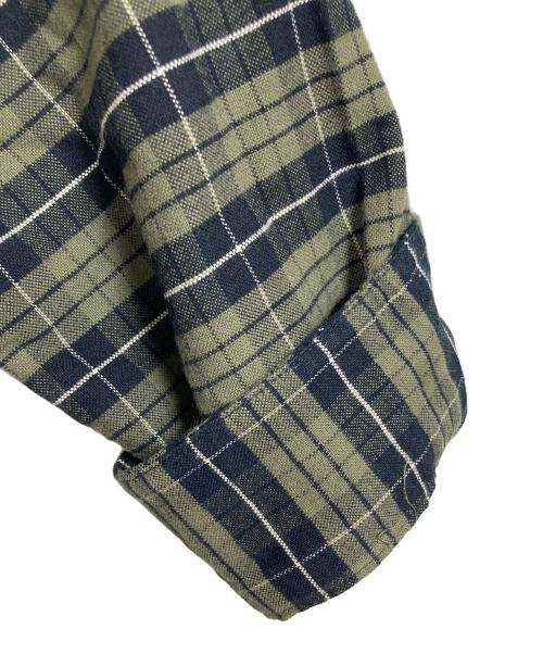 FRED PERRY（フレッドペリー）FRED PERRY (フレッドペリー) Brushed Oxford Tartan Shirt  ブラッシュドオックスフォードタータンシャツ　長袖シャツ　チェックシャツ　ワンポイント刺繍 カーキ サイズ:Mの古着・服飾アイテム