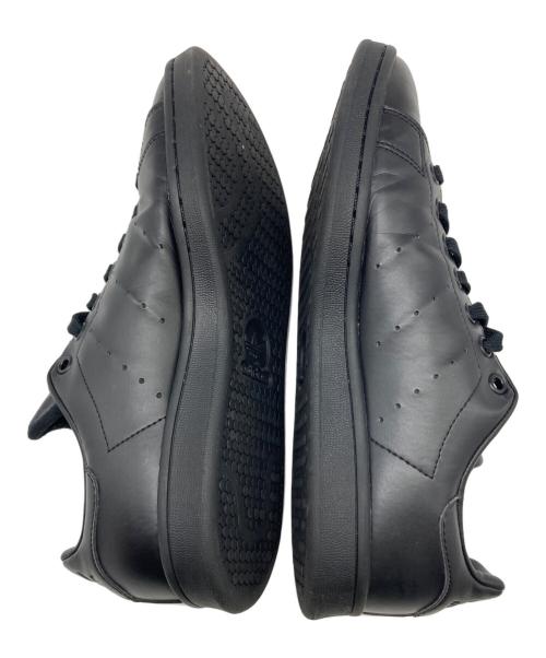 adidas（アディダス）adidas (アディダス) STANSMITH ローカットスニーカー ブラック サイズ:26.5の古着・服飾アイテム