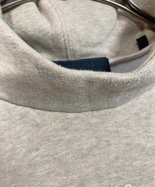 FOG ESSENTIALS（フィアオブゴッド エッセンシャル）FOG ESSENTIALS (フィアオブゴッド エッセンシャル) プルオーバーパーカー　フーディ　裏起毛 ベージュ サイズ:Mの古着・服飾アイテム
