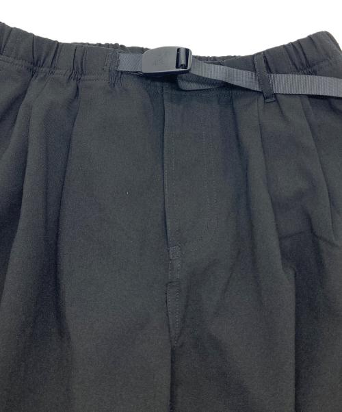 GRAMICCI（グラミチ）GRAMICCI (グラミチ) 2タックワイドテーパードパンツ ブラック サイズ:Mの古着・服飾アイテム