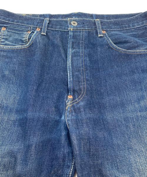 LEVIS（リーバイス）LEVIS (リーバイス) 【古着】702XXデニムパンツ　ボタン裏J22 赤耳 BIGE 日本製 インディゴ サイズ:W34 L36の古着・服飾アイテム