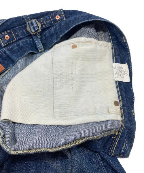 LEVIS（リーバイス）LEVIS (リーバイス) 【古着】702XXデニムパンツ　ボタン裏J22 赤耳 BIGE 日本製 インディゴ サイズ:W34 L36の古着・服飾アイテム
