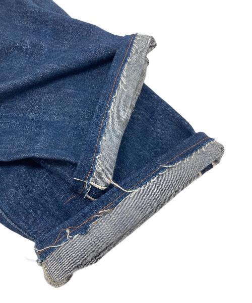 LEVIS（リーバイス）LEVIS (リーバイス) 【古着】702XXデニムパンツ　ボタン裏J22 赤耳 BIGE 日本製 インディゴ サイズ:W34 L36の古着・服飾アイテム