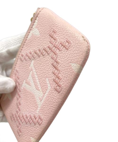 LOUIS VUITTON（ルイ ヴィトン）LOUIS VUITTON (ルイ ヴィトン) モノグラム・アンプラント ブロデリー ポシェット・クレ　コインケース　ミニポーチ　キーケース ピンク サイズ:実寸参照の古着・服飾アイテム