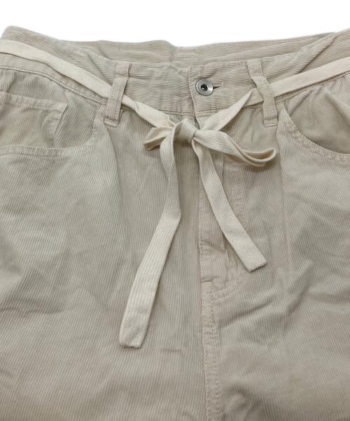 Adam et Rope（アダム エ ロペ）Adam et Rope (アダム エ ロペ) ガーメントダイコーデュロイパンツ アイボリー サイズ:38の古着・服飾アイテム