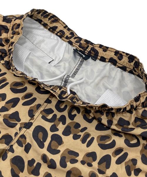 stussy（ステューシー）stussy (ステューシー) レオパード柄スイムショーツ ベージュ サイズ:Sの古着・服飾アイテム