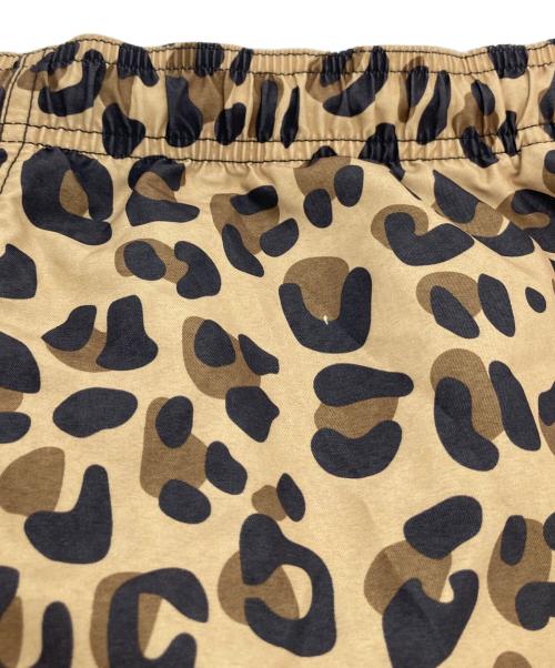 stussy（ステューシー）stussy (ステューシー) レオパード柄スイムショーツ ベージュ サイズ:Sの古着・服飾アイテム