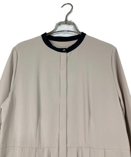 MICHEL KLEIN（ミッシェルクラン）MICHEL KLEIN (ミッシェルクラン) ウォッシャブル 配色デザインワンピース ベージュ サイズ:38の古着・服飾アイテム